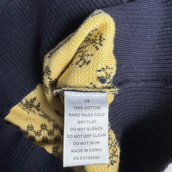 Star Trek Navy and Yellow Sweater - Picture 4 of 4